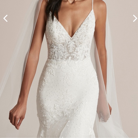 Wedding dress - Picture 5 of 5